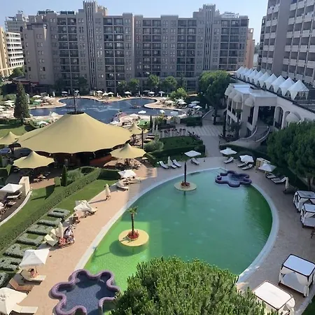 Lejlighed 5 Rezorte S Vyhladom Na A Hory Sunny Beach